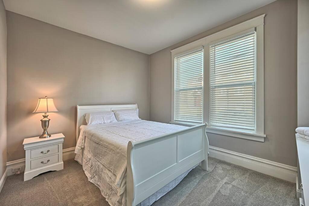 Suites On Seneca - Lovely 2 Bed 1 Bath Apartment Harrisburg Buitenkant foto